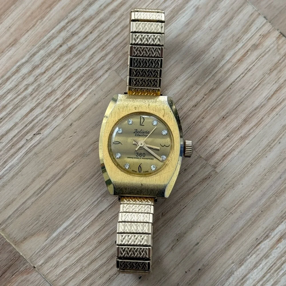 Bolivia Electra 360 Rare Vintage Mechanical Ladies Watch Gold Dial Bracelet